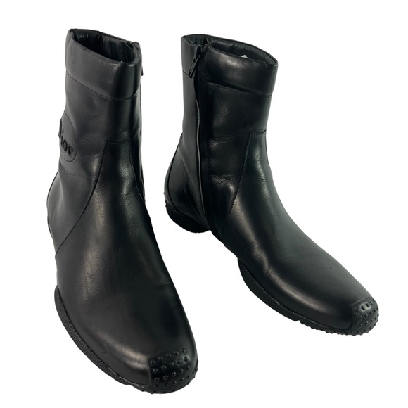 DIOR Logo Black Leather Women's Ankle Boots Marked as 8.5 US Made in Italy - Picture 5 of 14